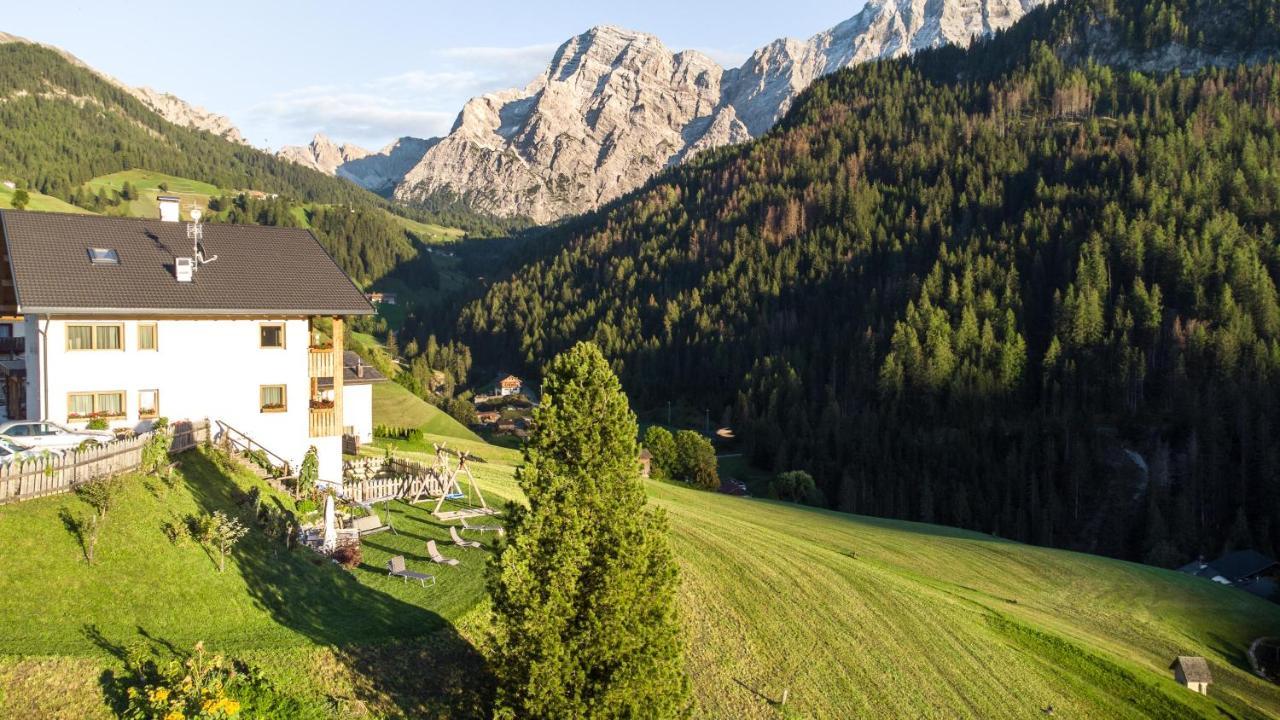 Apartament Luech De Crusteles La Val Zewnętrze zdjęcie